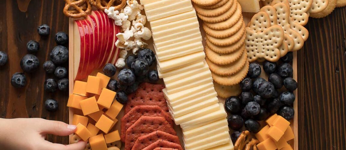 Cheese Platter: Sajian Elegan dari Aneka Keju dan Pelengkap