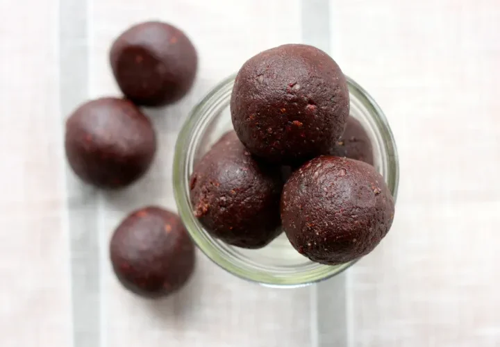 Resep Bola Brownies – Camilan Cokelat Praktis dan Lezat