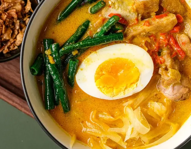 Resep Lontong Sayur Betawi Autentik yang Bikin Kangen