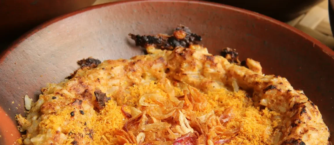 Kisah Lahirnya Kerak Telor Betawi di Era Kolonial