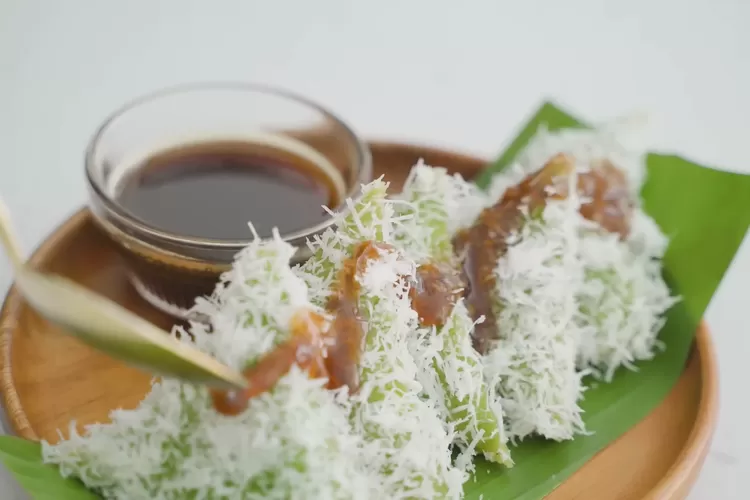 Resep Kue Lupis Legit dan Lumer di Mulut